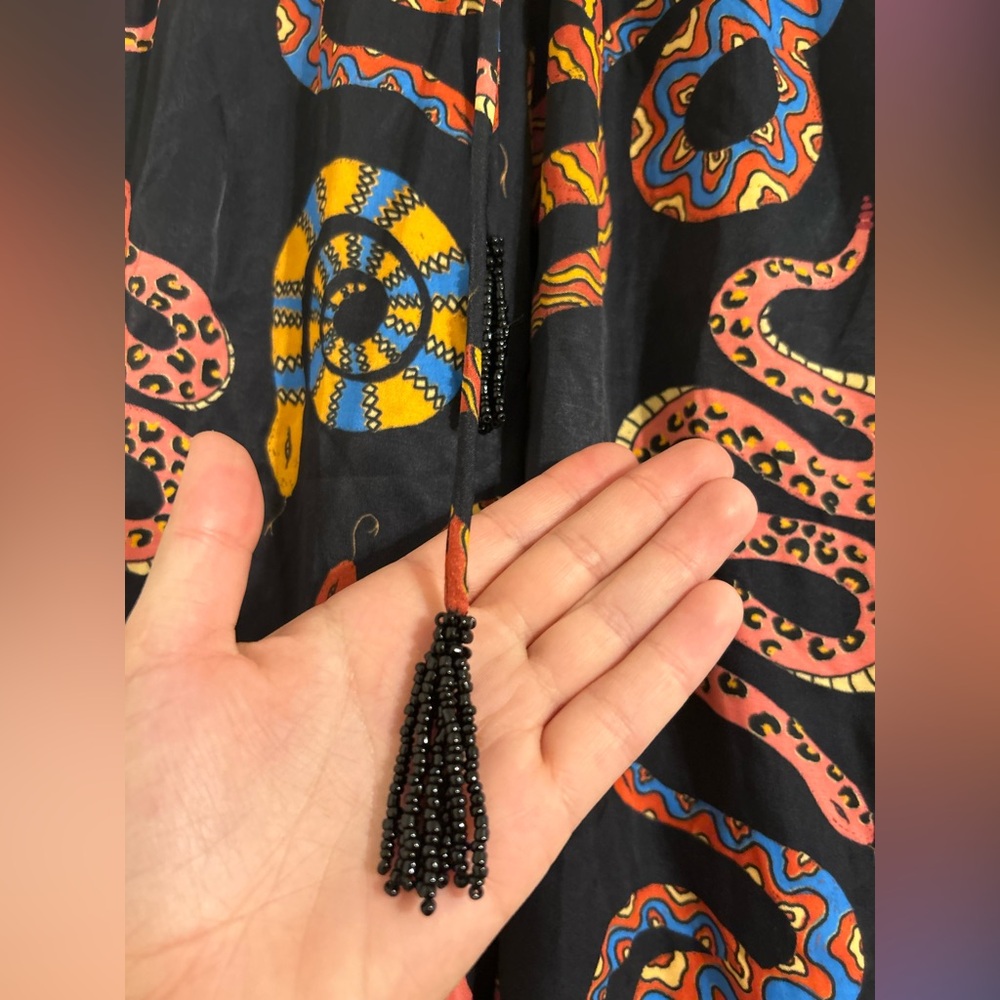 FARM Rio Black Straight-Leg Snake Print Pants with Multicolor Motifs - Picture 12 of 15